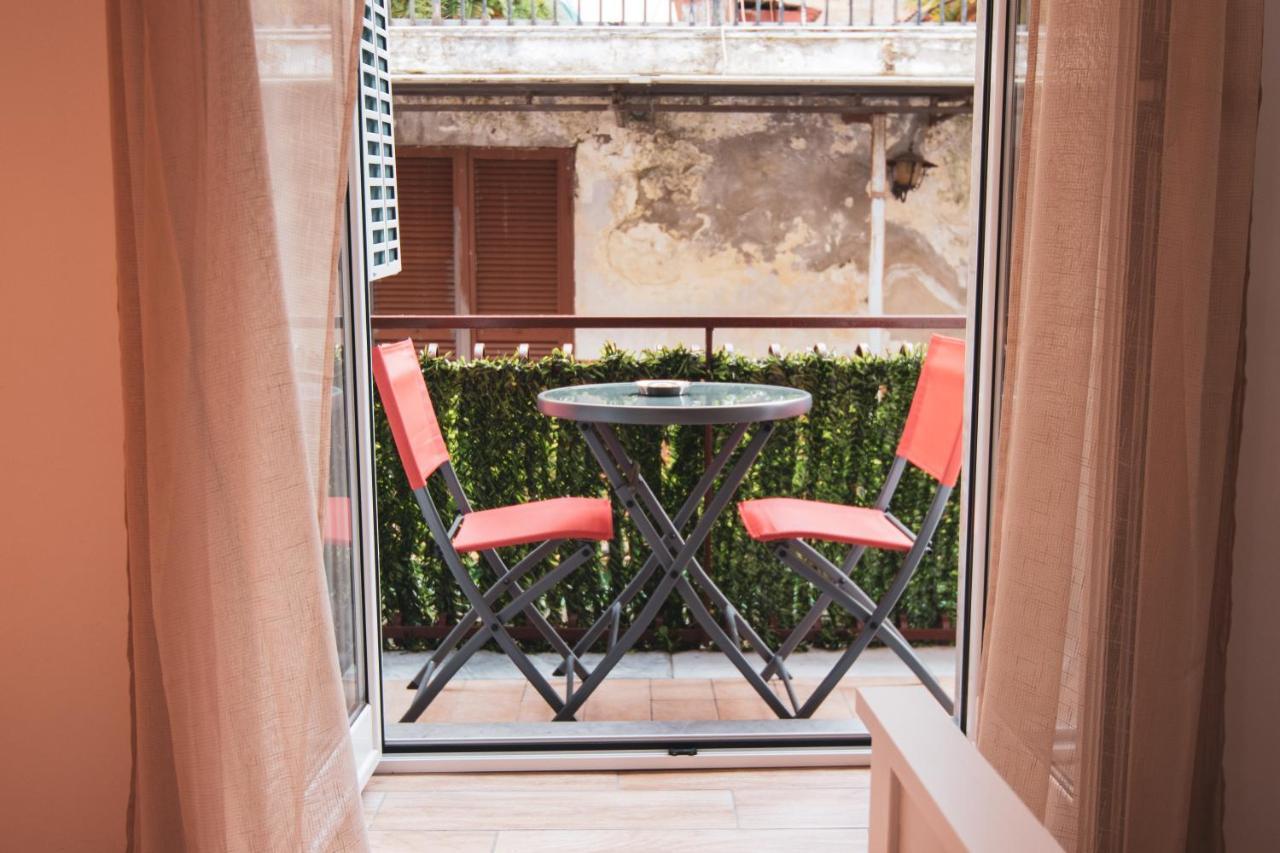 Casa Masaniello - Affittacamere Guesthouse In Historical Center Toledo Station Naples Exterior photo